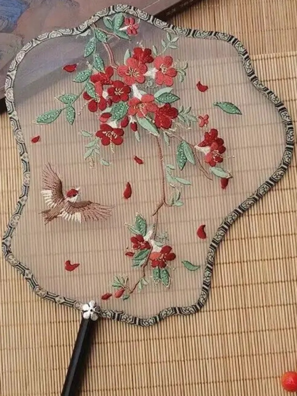 Hanfu Ancient Fan Chinese Style Embroidery Fan Summer Classical Palace Dance Fan